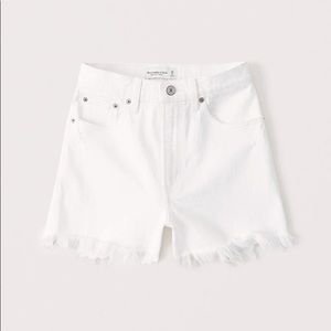 EUC Abercrombie curve love high rise 4 inch size 6 / 28